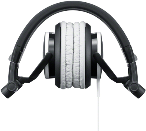 Яркие наушники Sony MDR V55 и MDR ZX600
