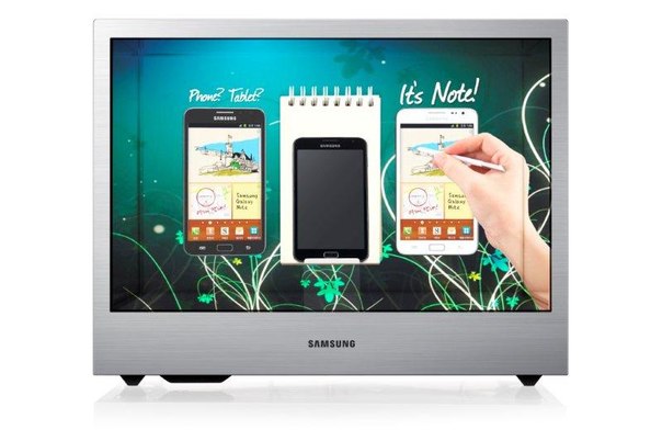 Samsung представляет премиальные панели для В2В-сегмента