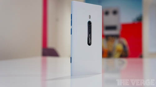 Nokia Lumia Catwalk: новый флагманский смартфон в корпусе из алюминия