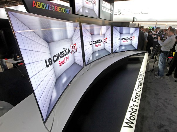 LG Electronics анонсировала свой  первый OLED-телевизор с изогнутым экраном