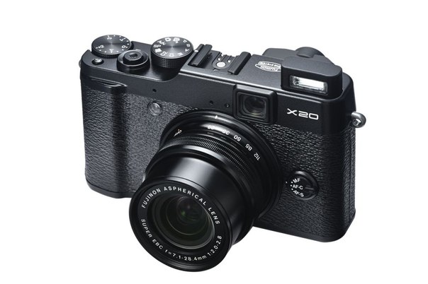 Fujifilm X20 – скоростная фотокамера с усовершенствованным видоискателем